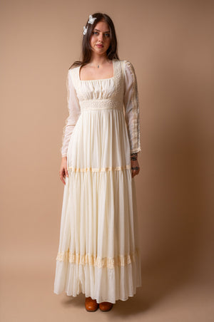 Jessica Lace Gown - M