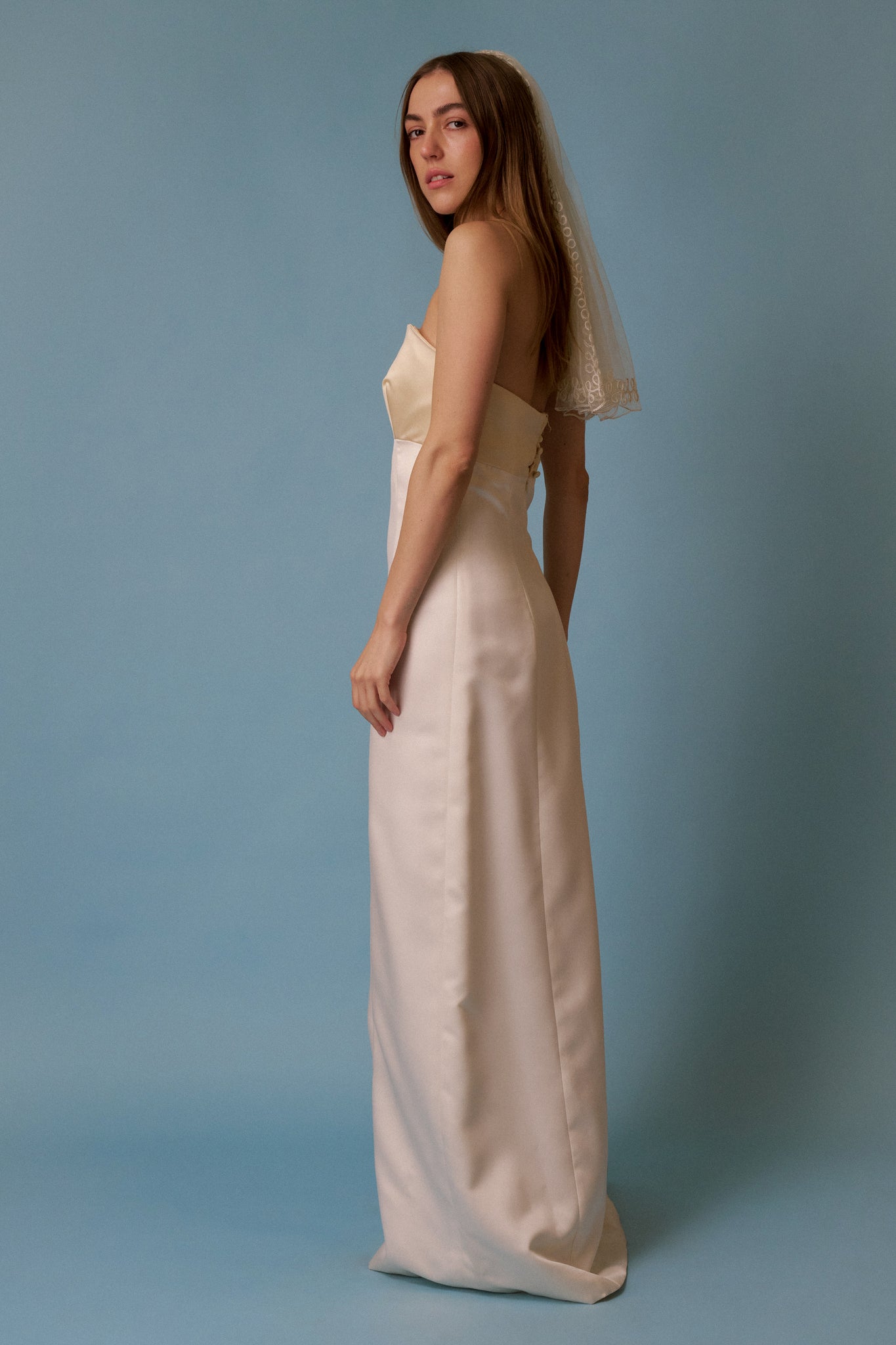 Vera Strapless Gown - M