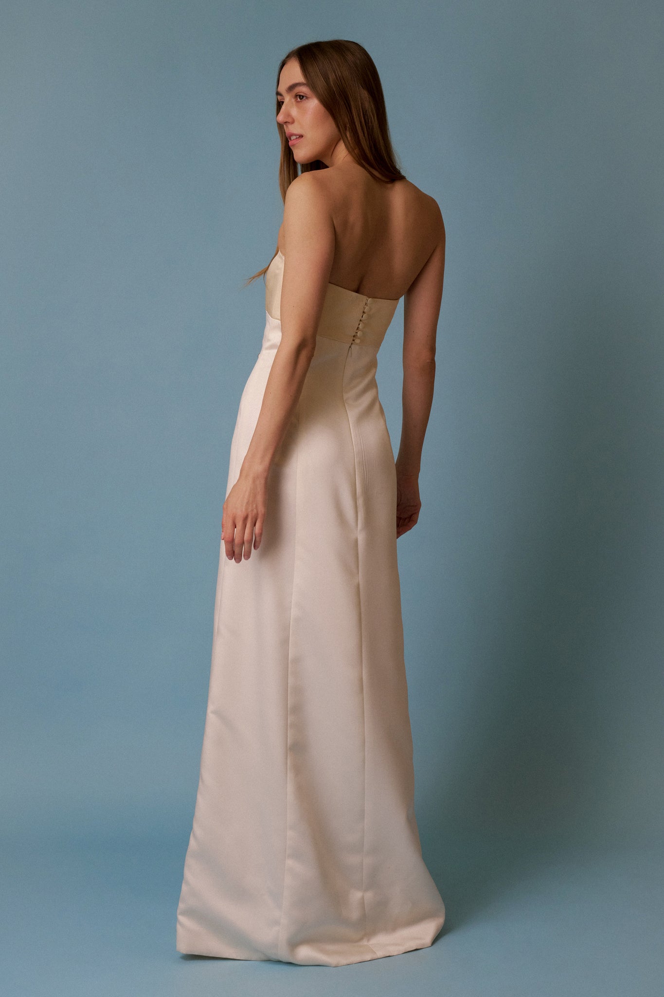 Vera Strapless Gown - M