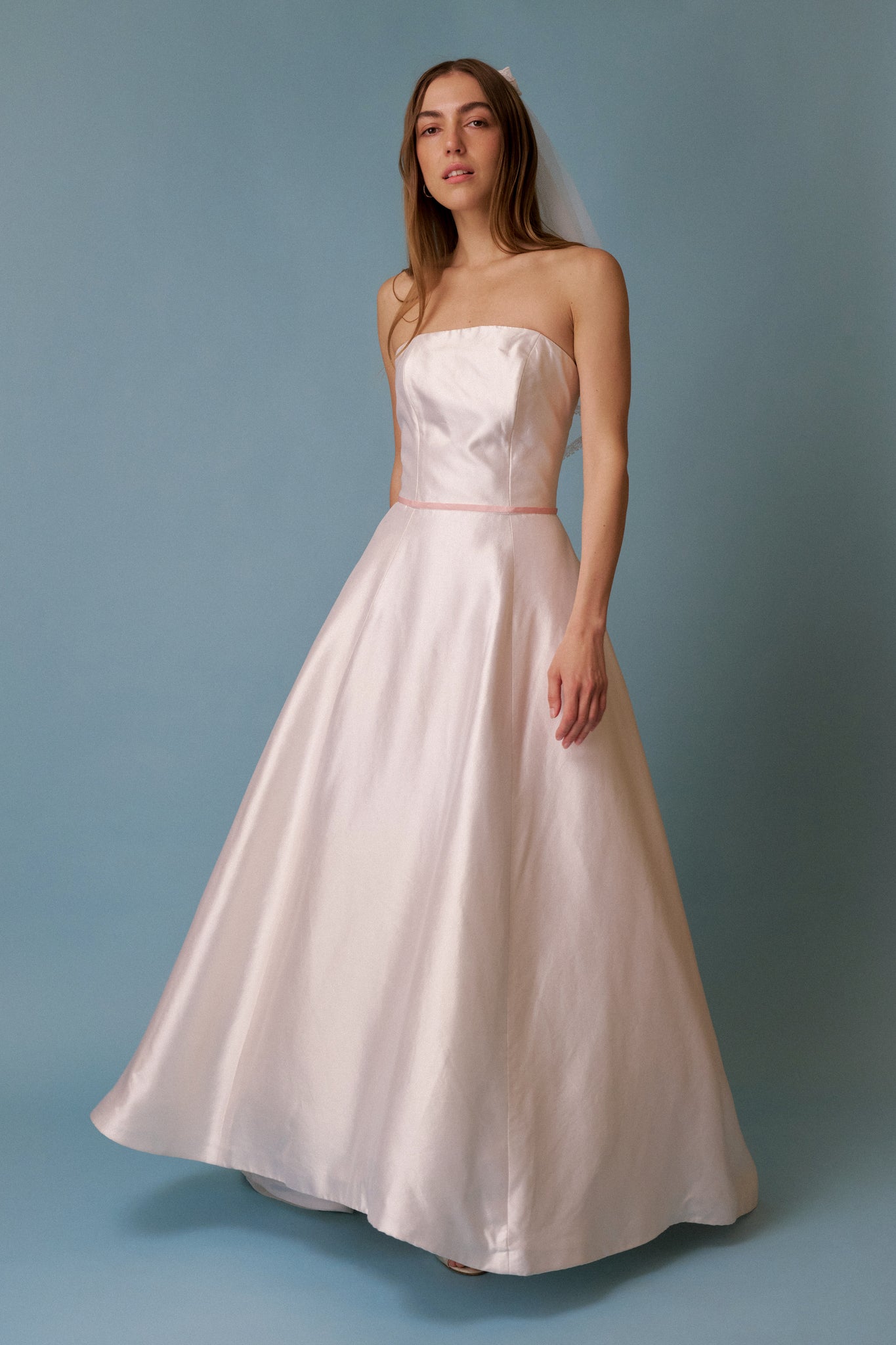 Monique Lhuillier Gown - S