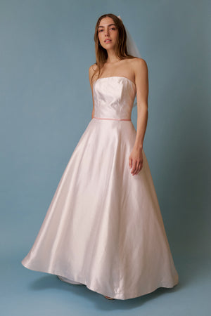 Monique Lhuillier Gown - S