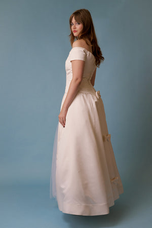 Vera Silk Gown - M