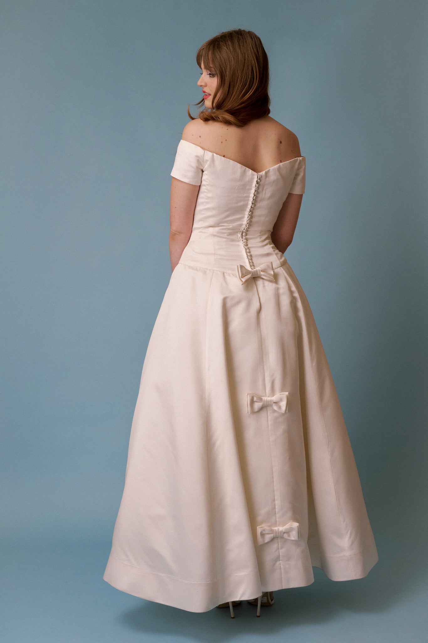 Vera Silk Gown - M