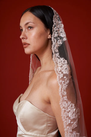 Chantilly Lace Mantilla