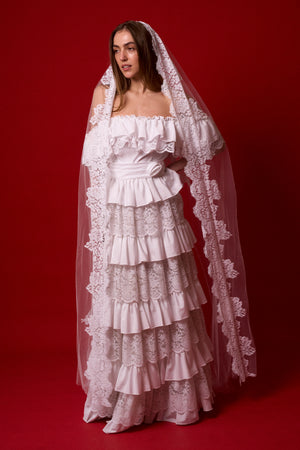 Chantilly Lace Mantilla