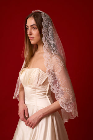 Alencon Lace Mantilla