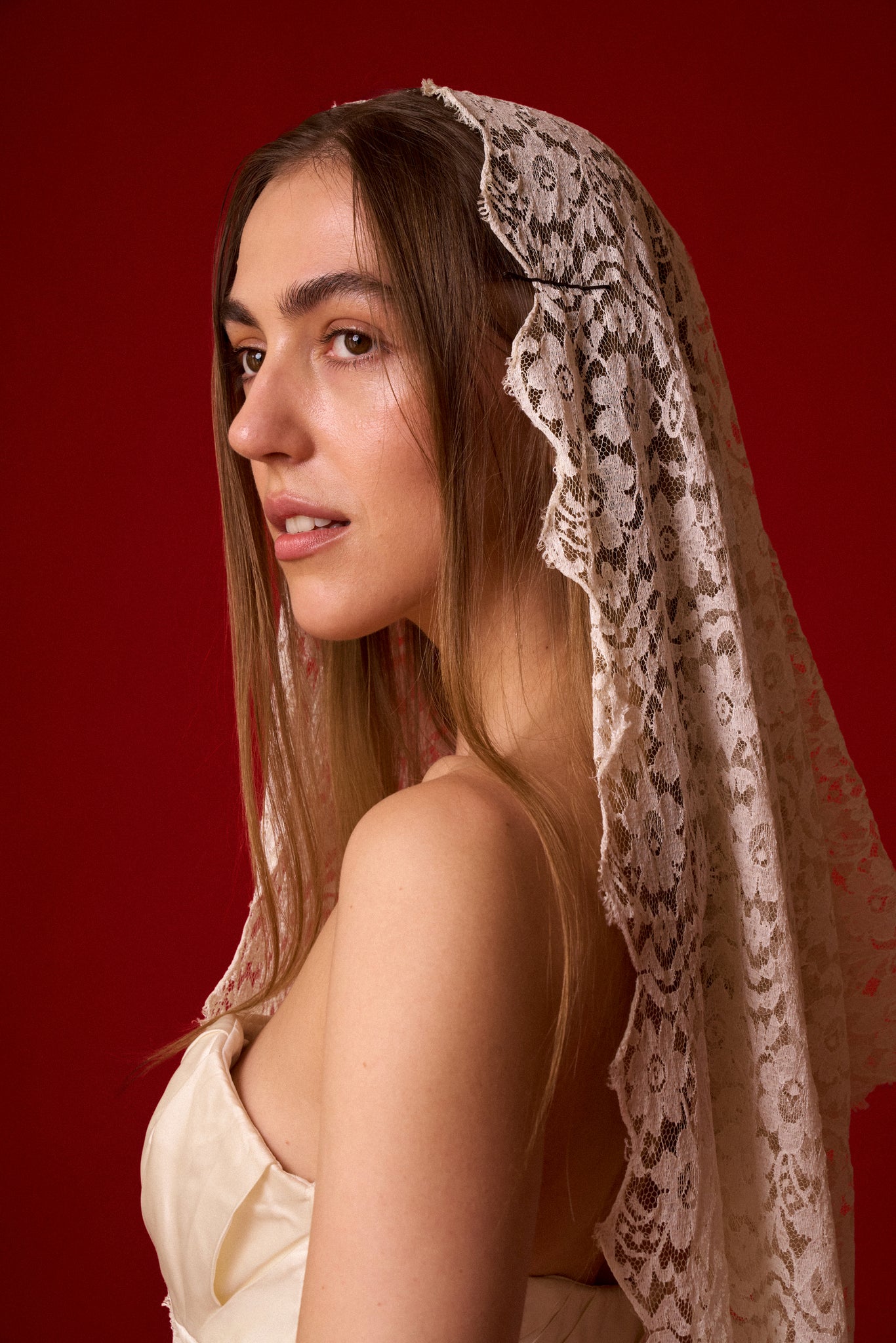 Floral Lace Mantilla