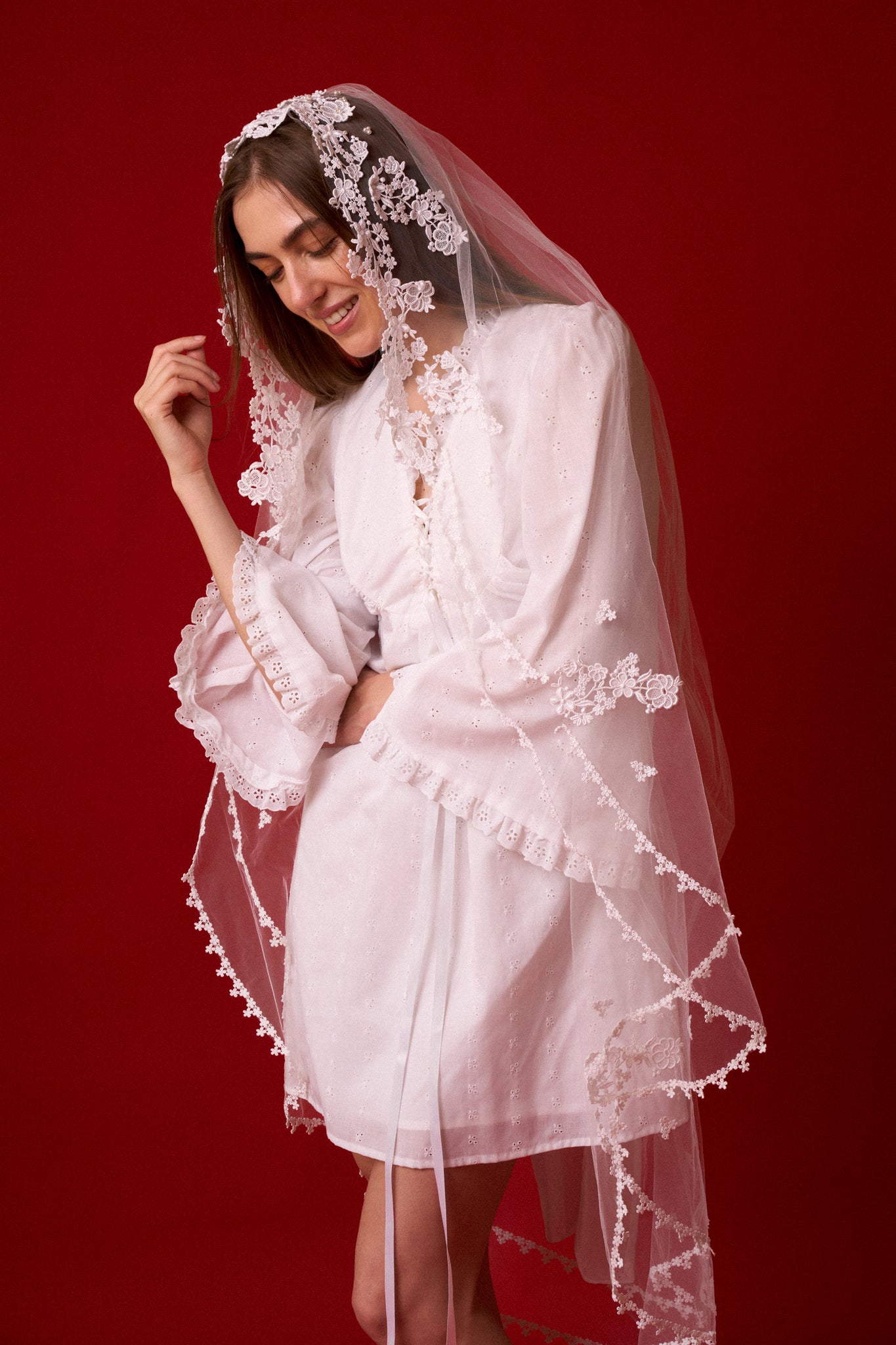 Appliqué Waltz Mantilla