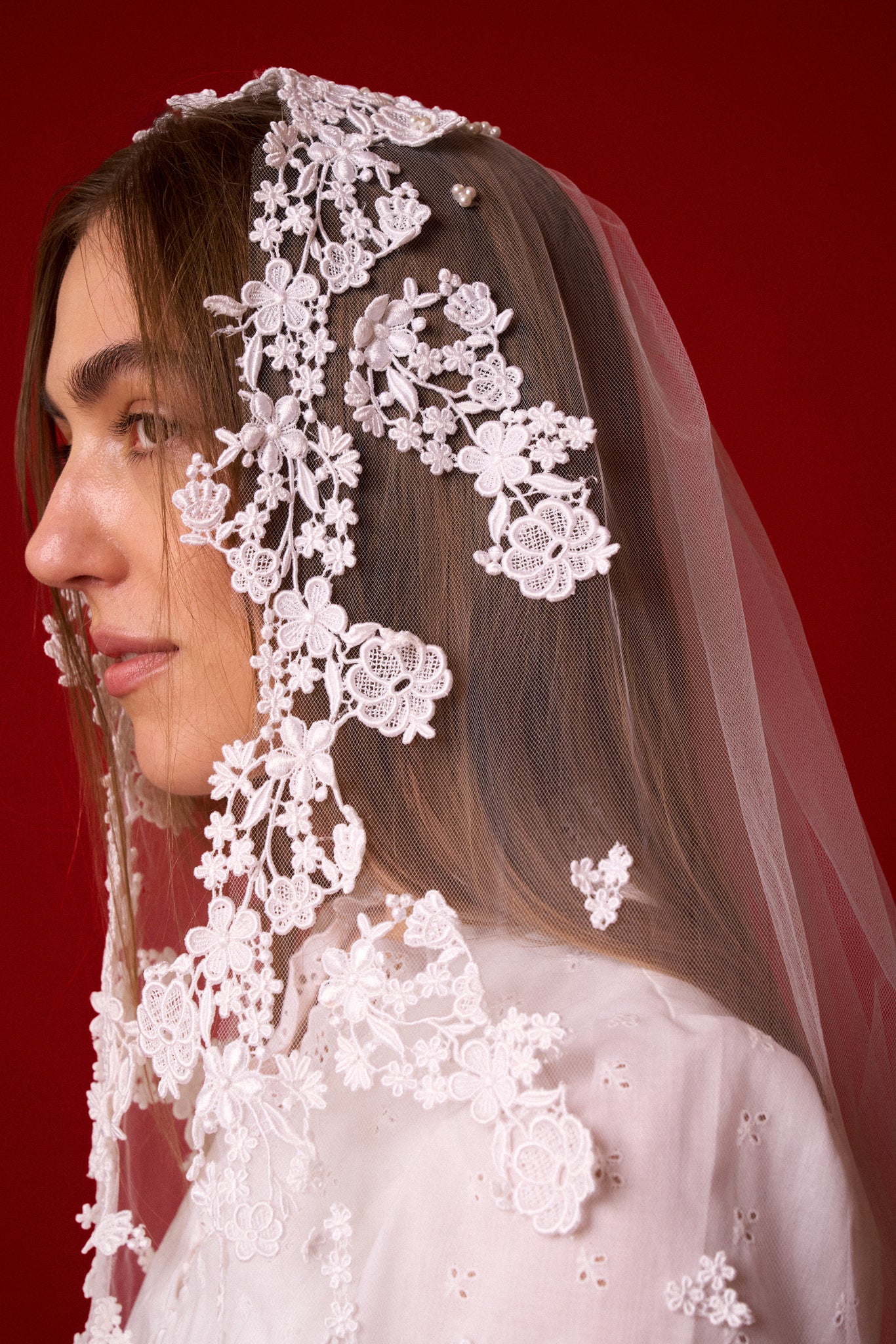 Appliqué Waltz Mantilla