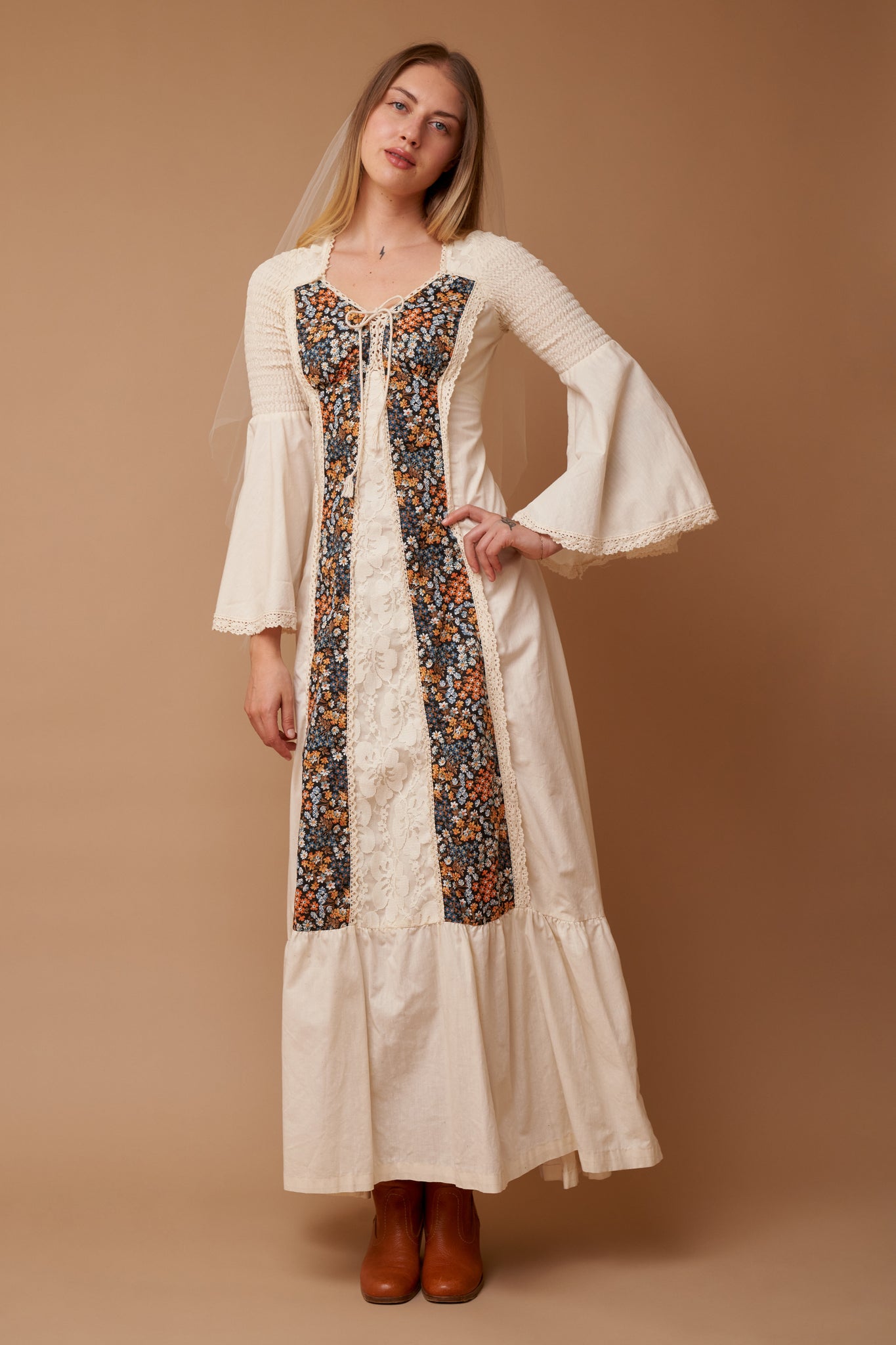 Canyon Country Gown - M