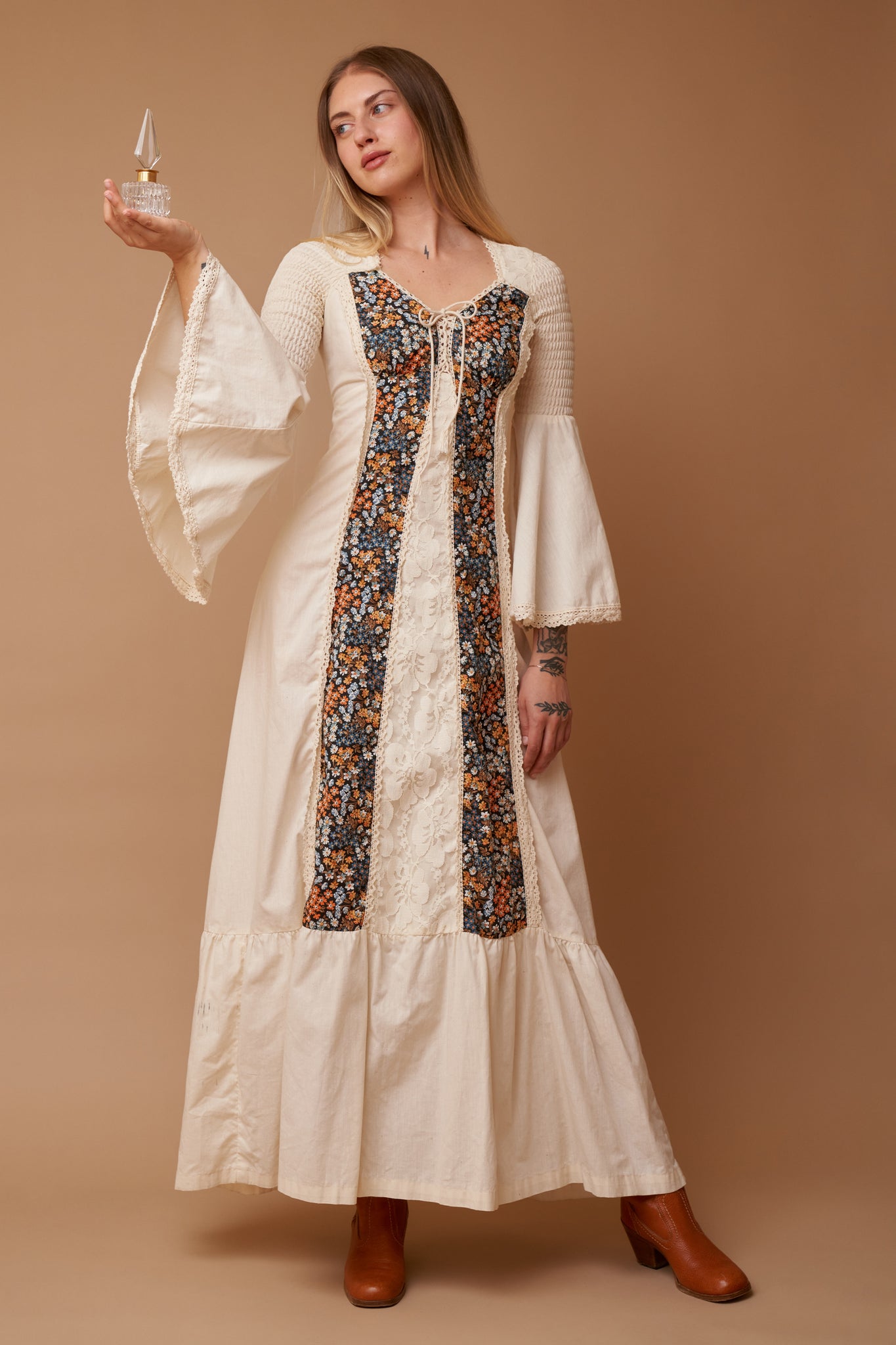 Canyon Country Gown - M
