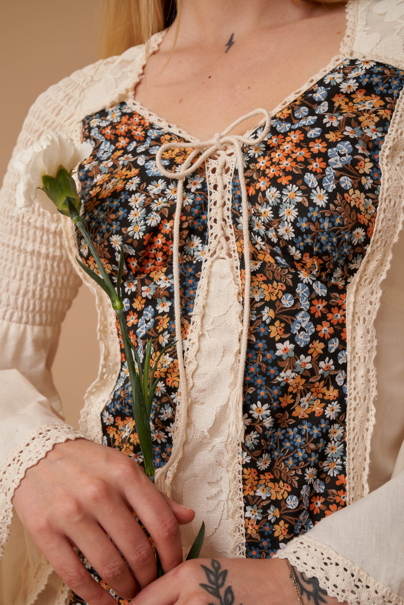 Canyon Country Gown - M