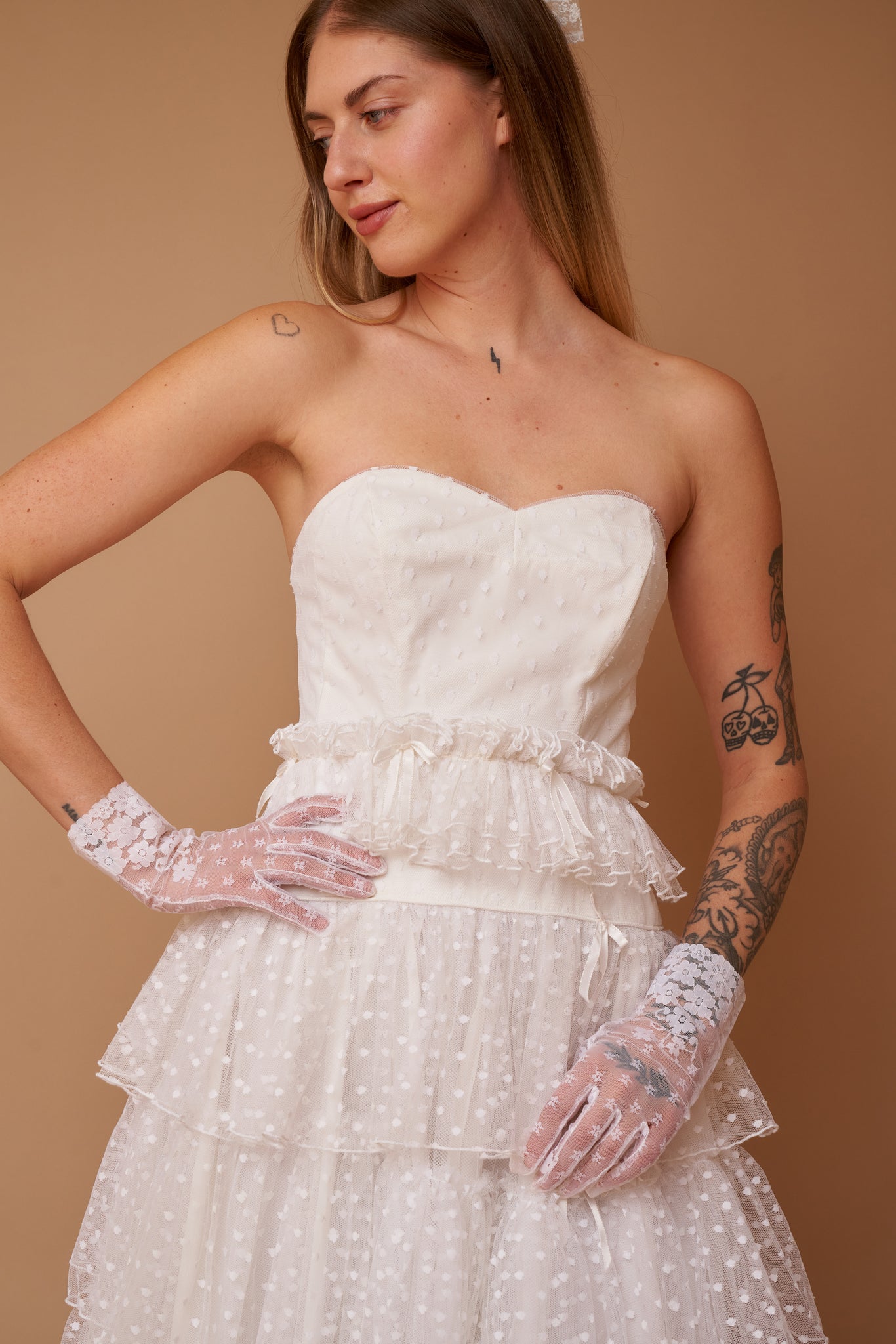 Xanthe Lace Gown - S