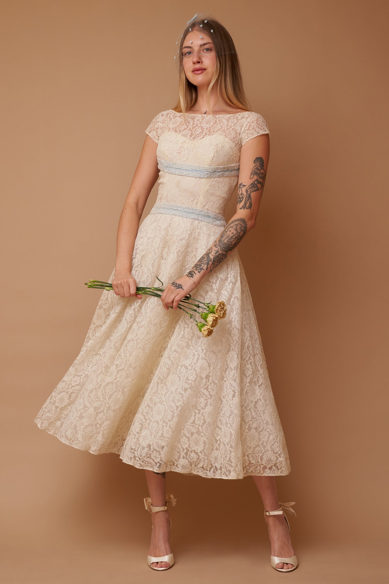 Barbara Lace Gown - S Transplant Vintage Barbara Lace Gown - S Transplant Vintage