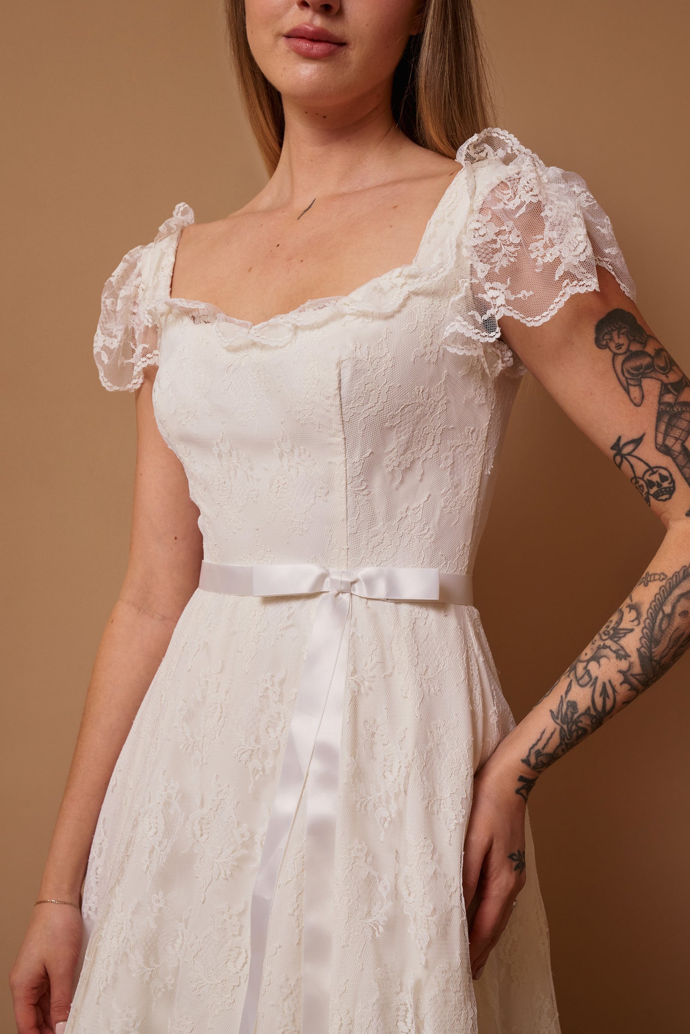 Carmela Lace Gown - S