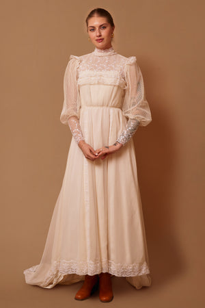 Abbey Lace Gown - S