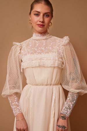 Abbey Lace Gown - S