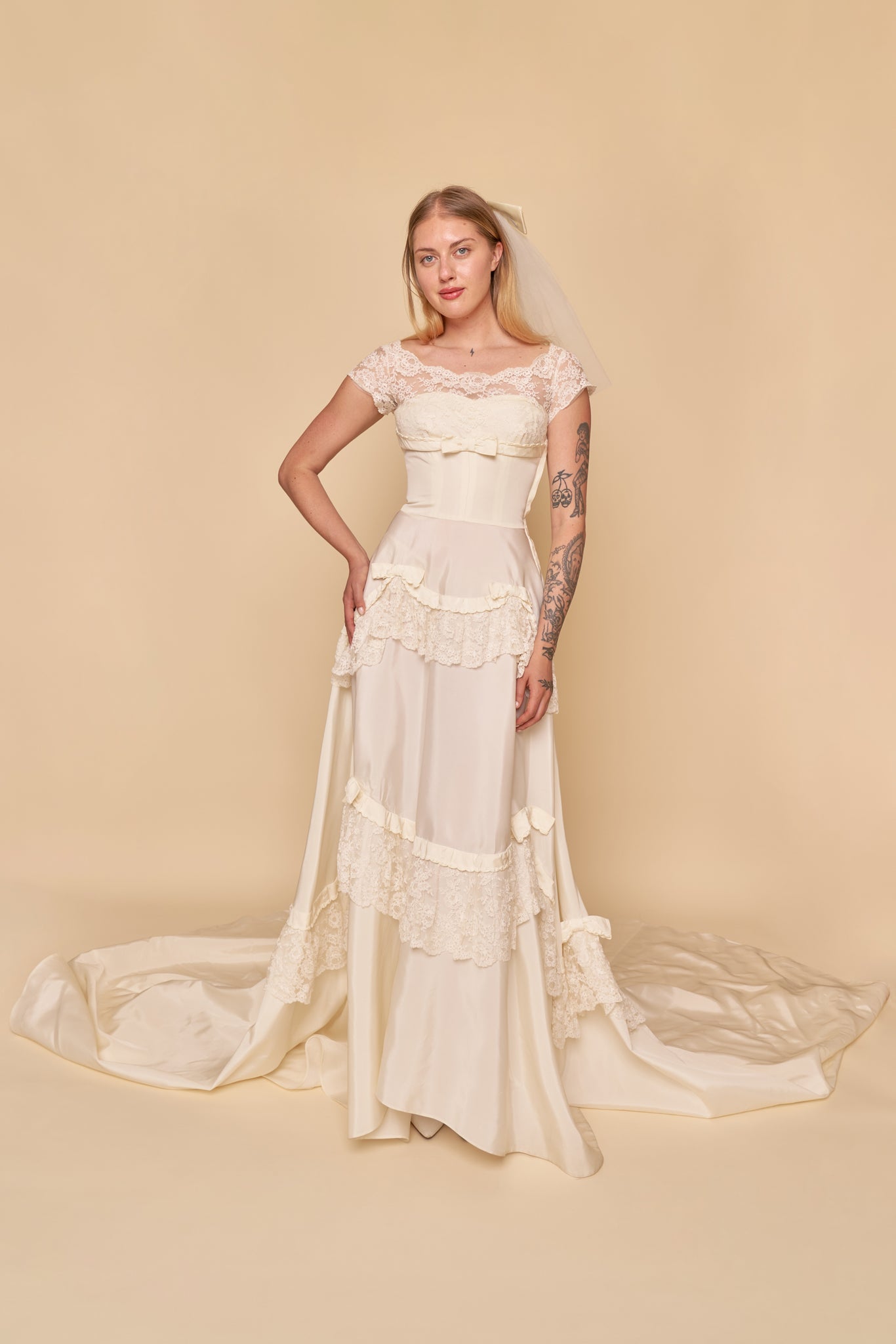 Seraphina Lace Gown - XS