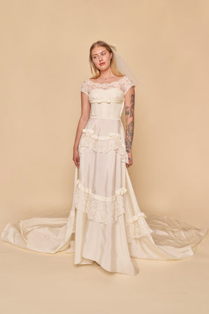 Seraphina Lace Gown - XS
