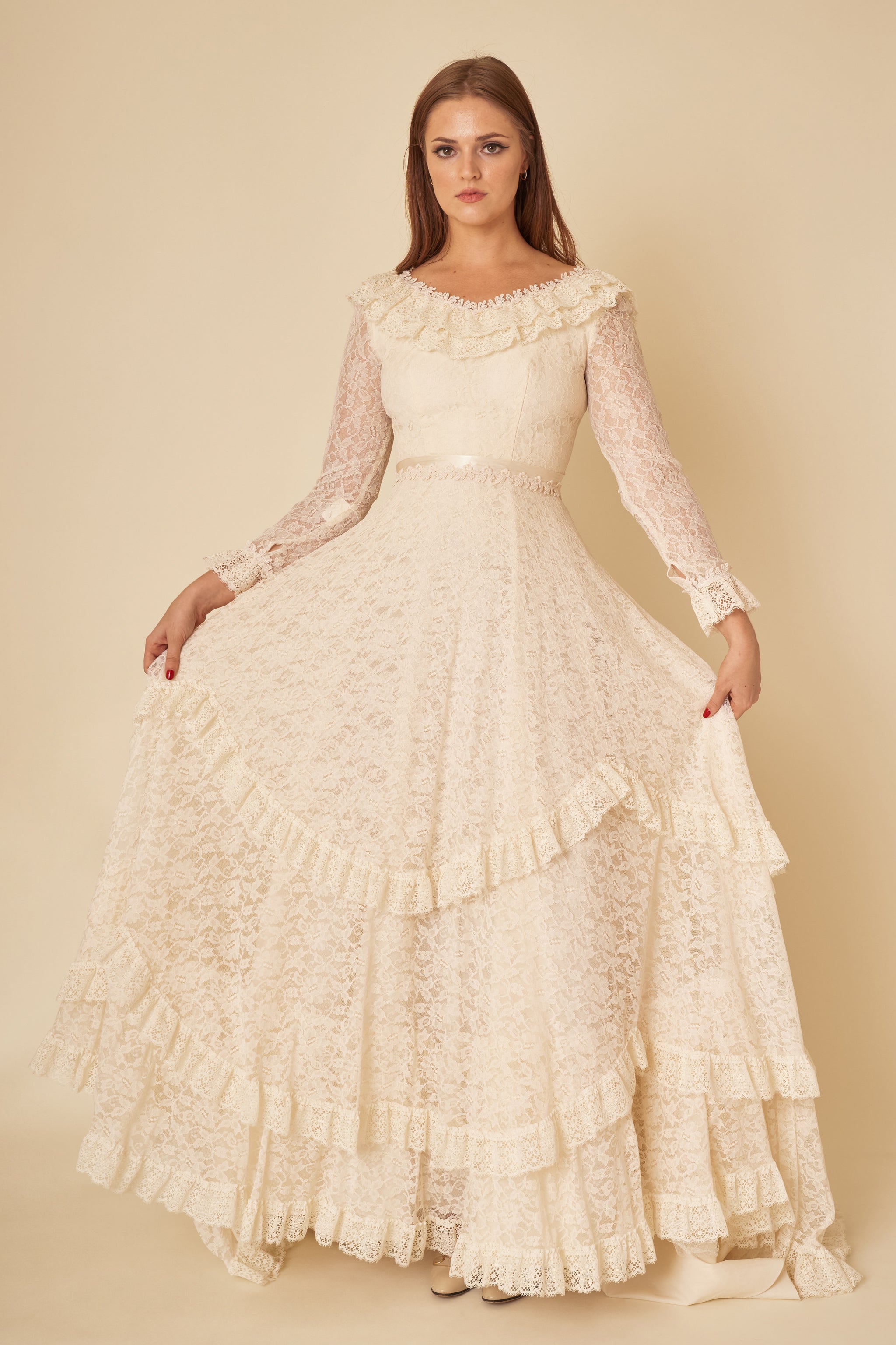 Marianne Lace Gown - S – Transplant Vintage