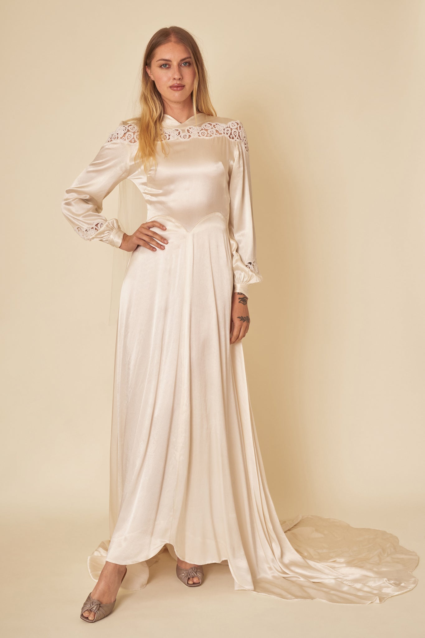 Vivian Silk Gown - S