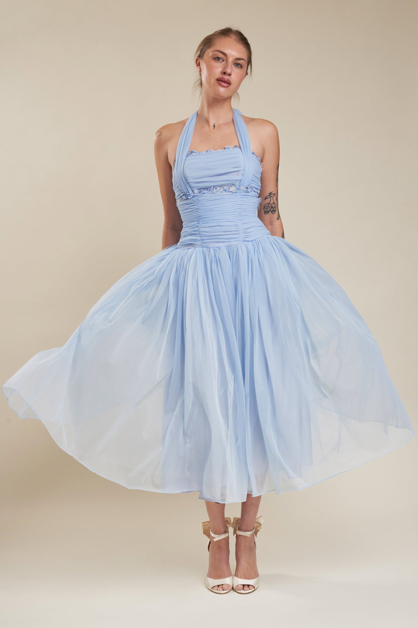 Judy Blue Eyes Gown - S