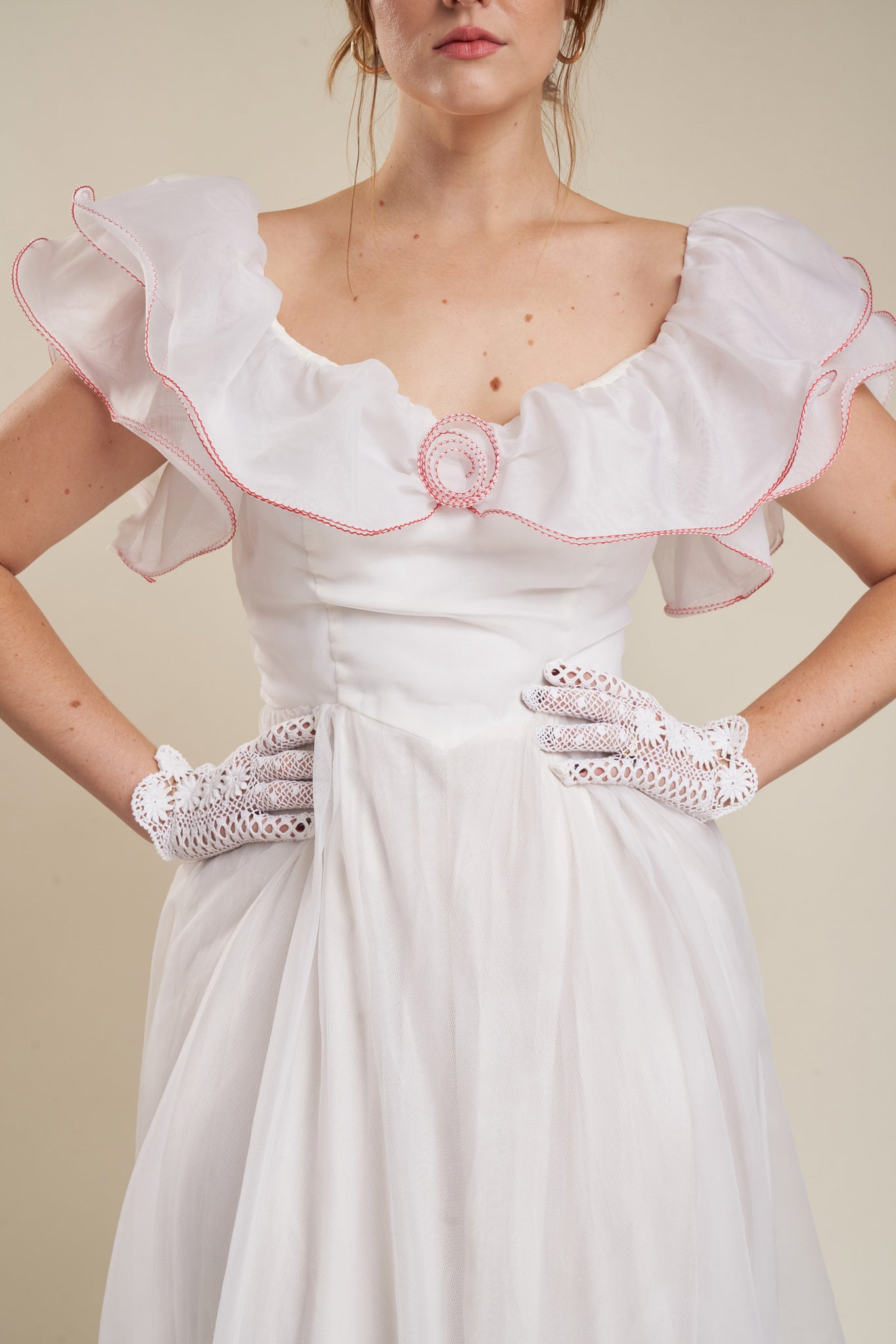 Marika Rosette Gown - M