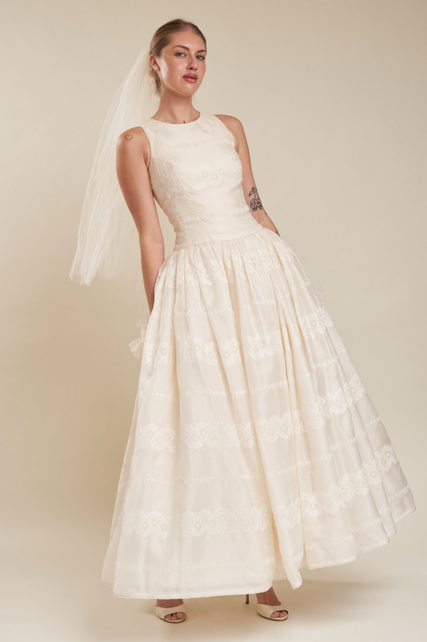 Carolina Embroidered Gown - S