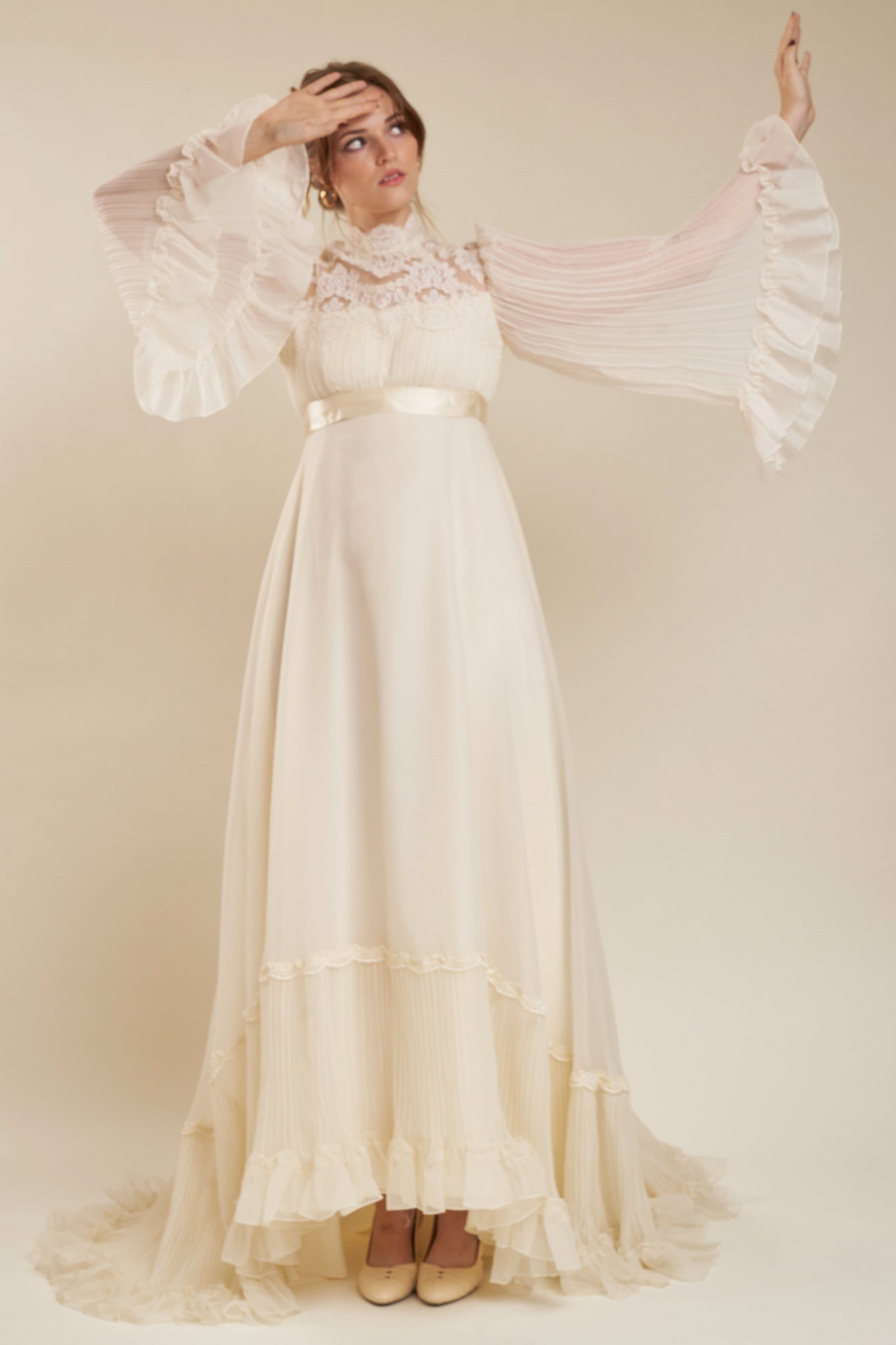 Silver Springs Gown - M