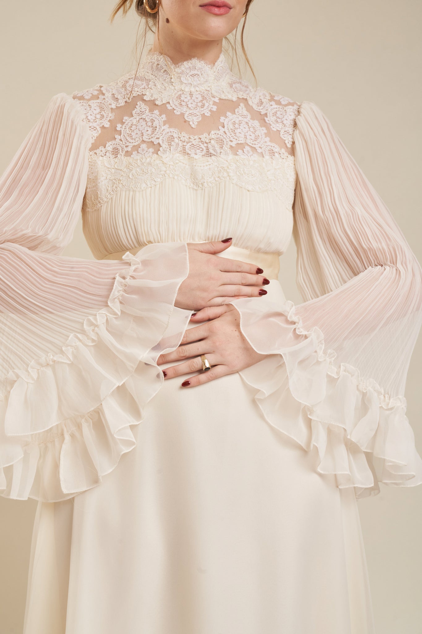 Silver Springs Gown - M