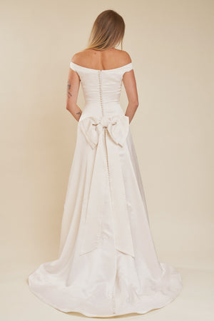 Vera Wang Gown