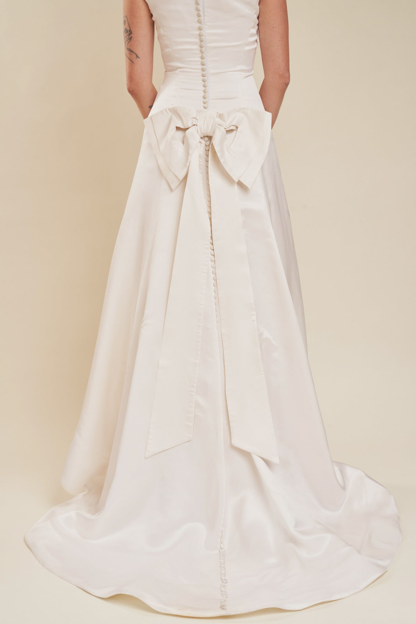 Vera Wang Gown - XS Transplant Vintage Vera Wang Gown - XS Transplant Vintage