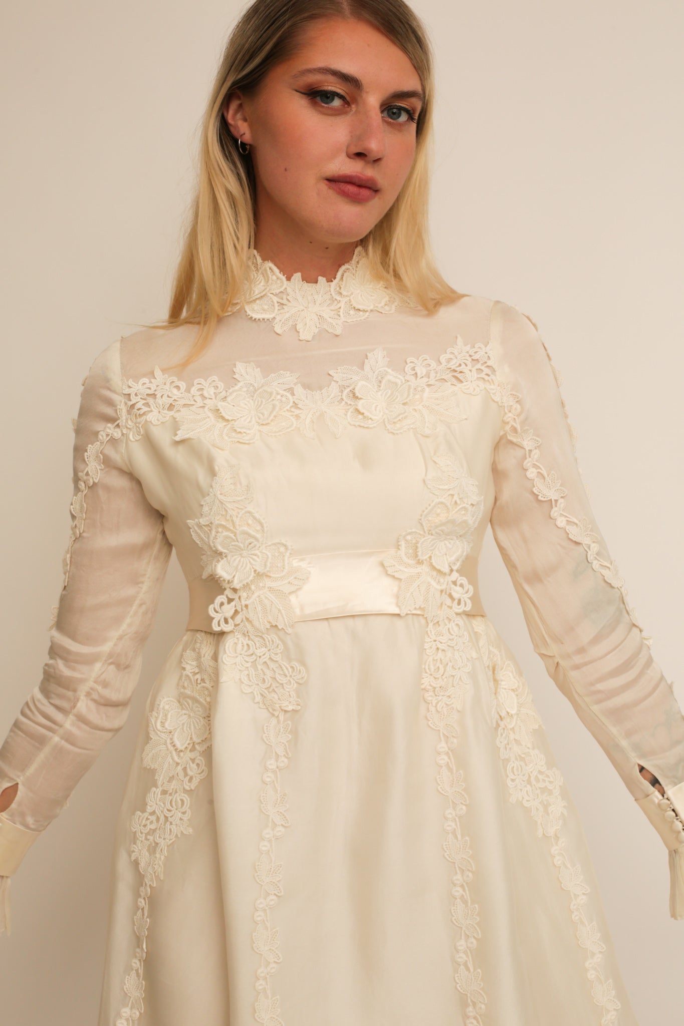Evangeline Appliqué Mini