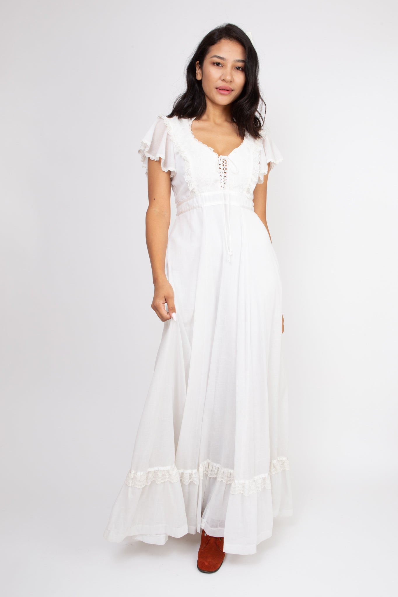 Annie Lace Gown
