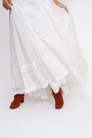 Annie Lace Gown