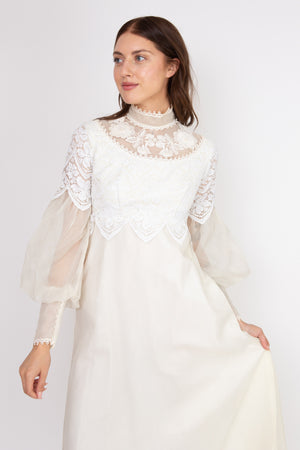 Luna Lace Gown
