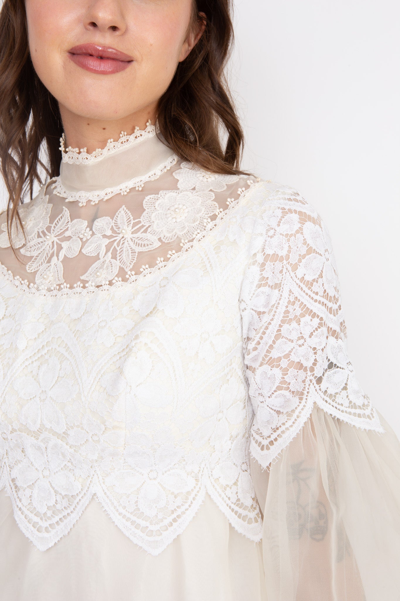 Luna Lace Gown