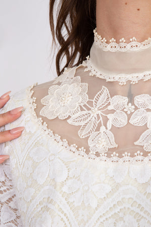 Luna Lace Gown
