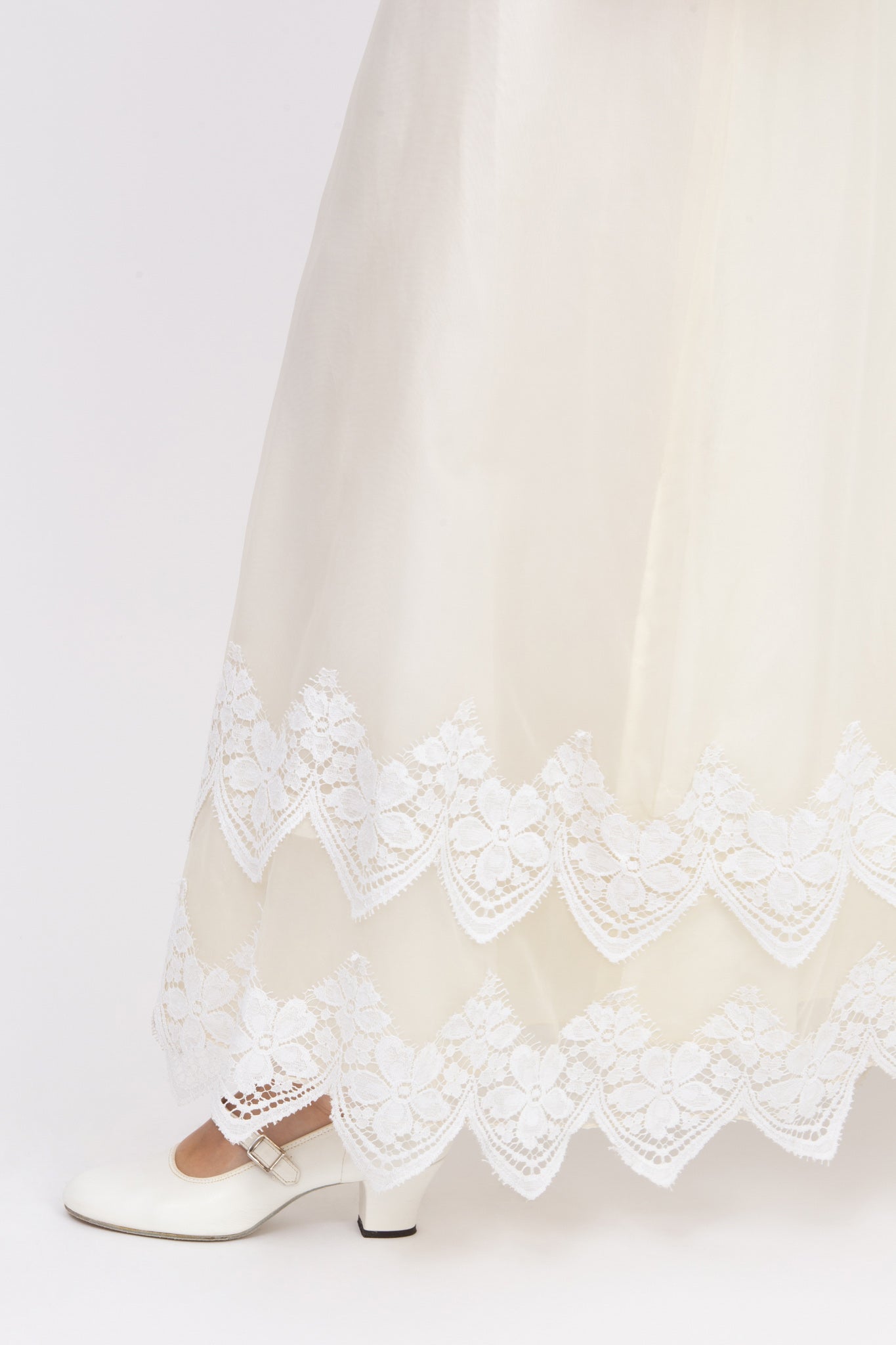 Luna Lace Gown