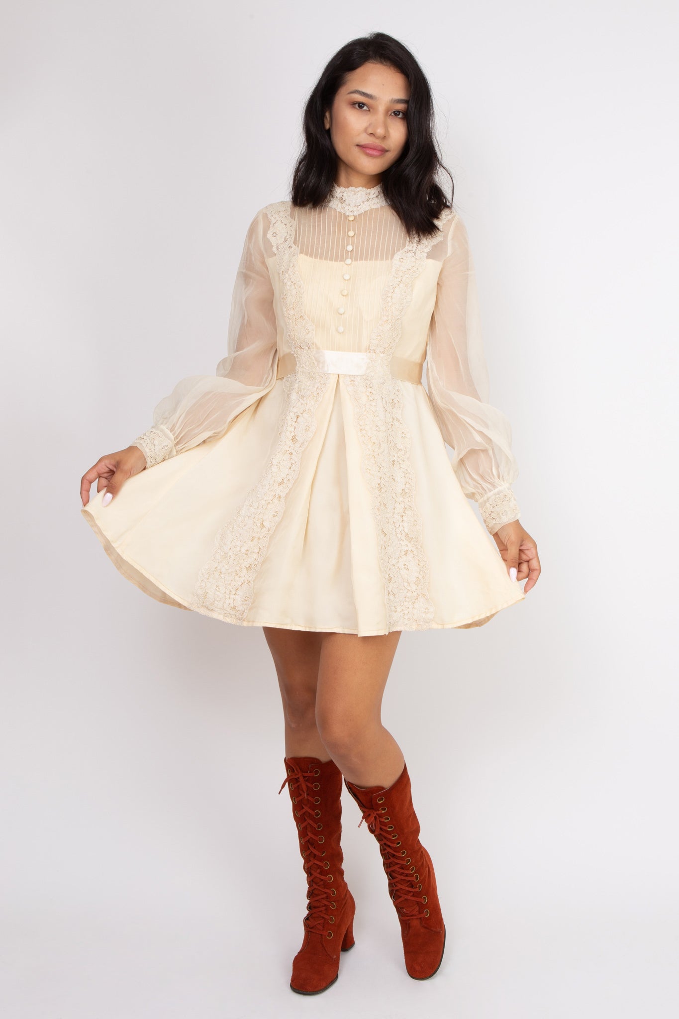 Marisol Lace Mini