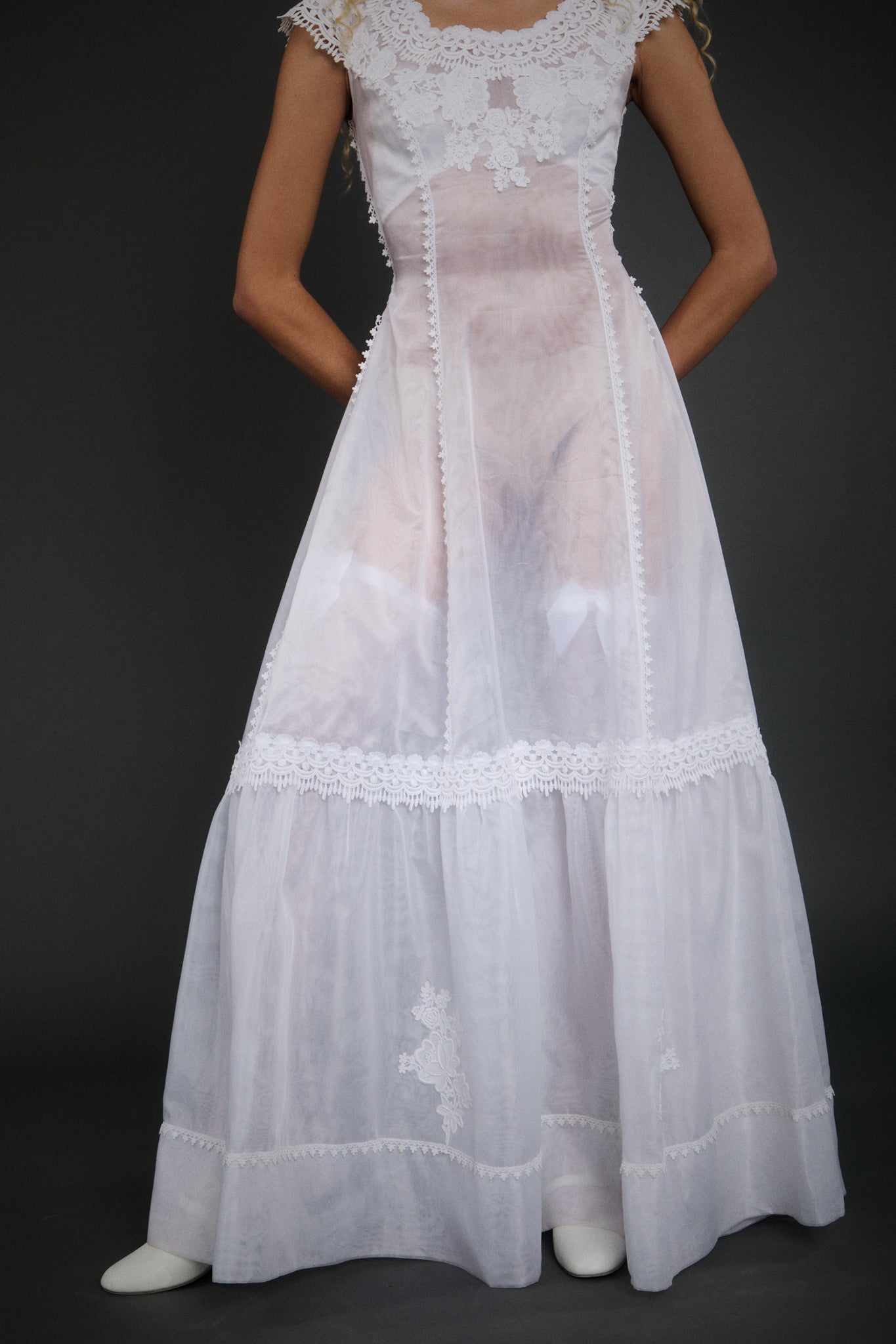 Florence Appliqué Gown - XS