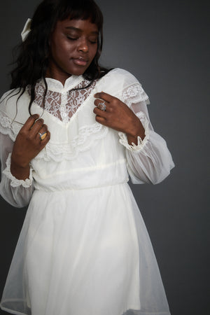 Zara Lace Mini - L