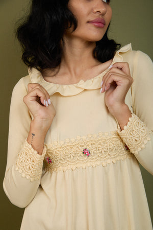 Vera Crochet Mini